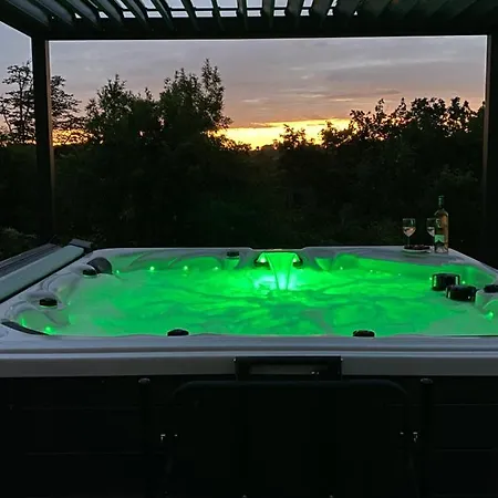 Hébergement de vacances Les Du Fournil Des Moines *